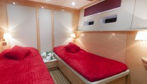 Sailing yacht HOUBARA - Twin Cabin